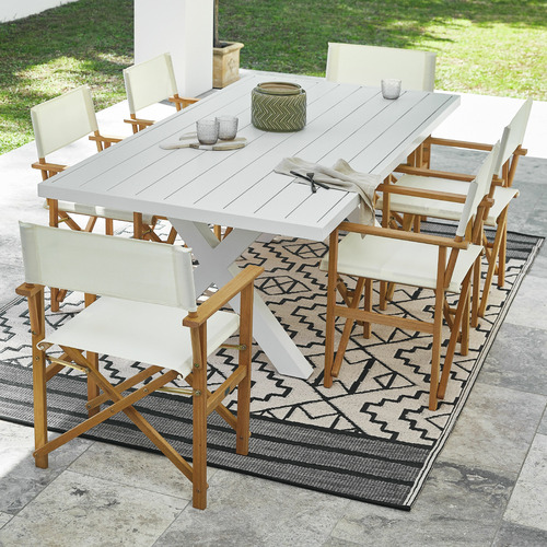 Outdoor directors store chair with table